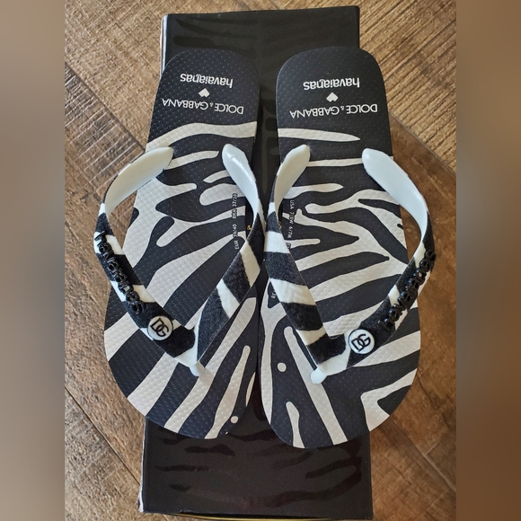 Havaianas x Dolce Gabbana Flip Flops Sz 7/8 - Picture 1 of 9
